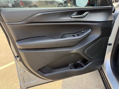 2025 Jeep Grand Cherokee L GRAND CHEROKEE L ALTITUDE X 4X2