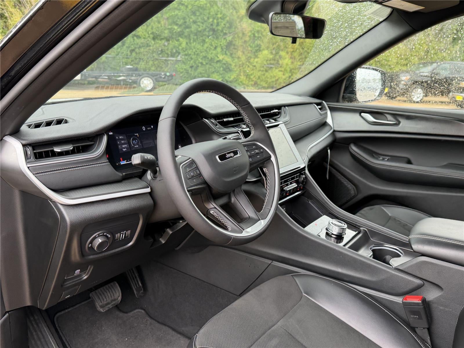 2025 Jeep Grand Cherokee L GRAND CHEROKEE L ALTITUDE X 4X2