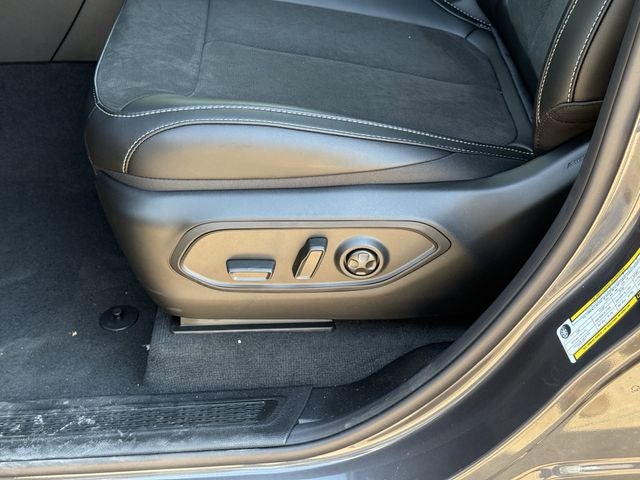 2025 Jeep Grand Cherokee L GRAND CHEROKEE L ALTITUDE X 4X2