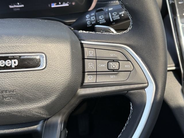 2025 Jeep Grand Cherokee L GRAND CHEROKEE L ALTITUDE X 4X2