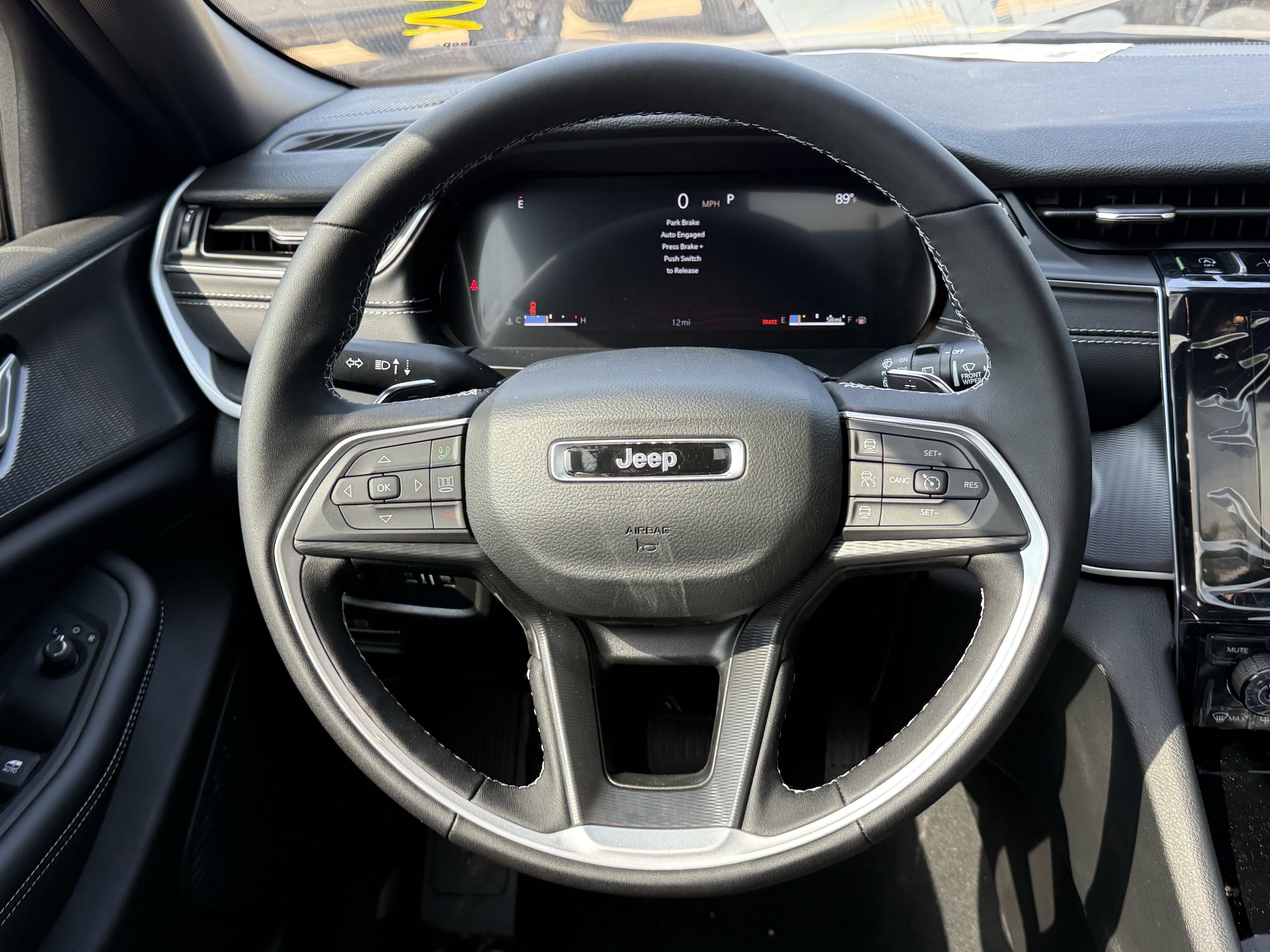 2025 Jeep Grand Cherokee L GRAND CHEROKEE L ALTITUDE X 4X2