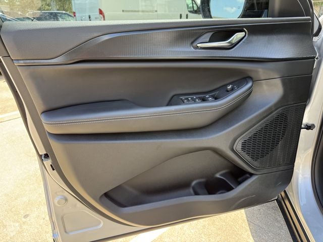 2025 Jeep Grand Cherokee L GRAND CHEROKEE L ALTITUDE X 4X2