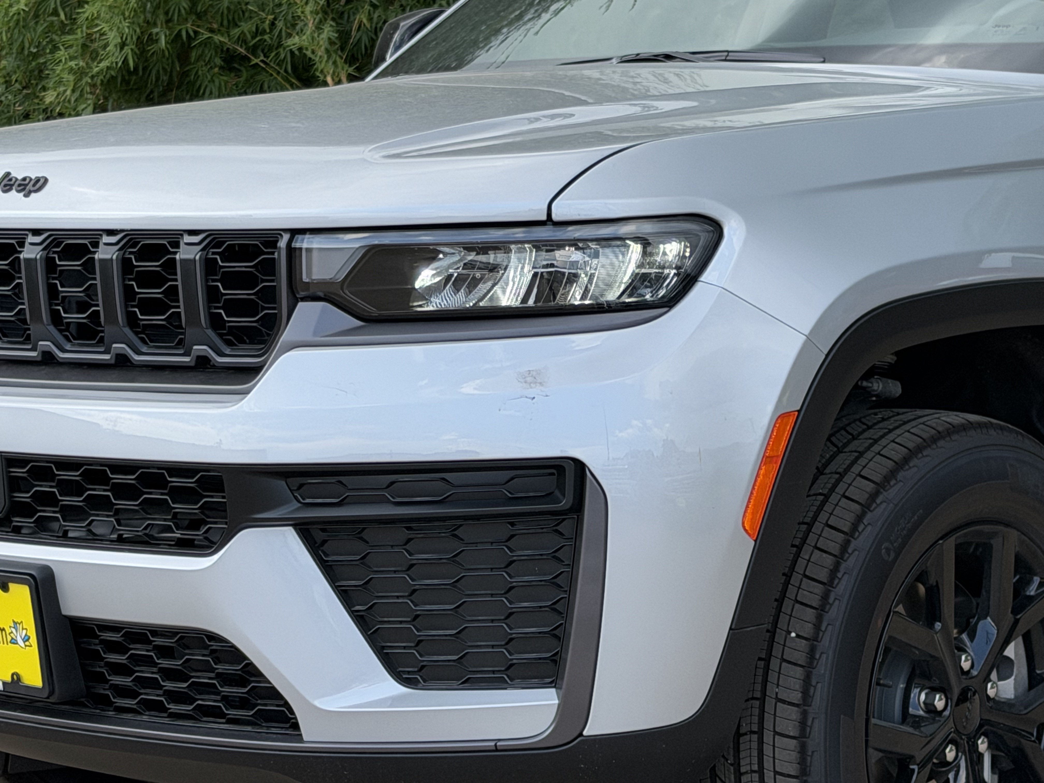 2026 Jeep Grand Cherokee L Laredo Altitude