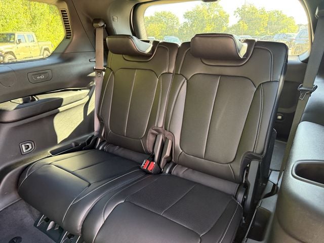 2025 Jeep Grand Cherokee L GRAND CHEROKEE L LIMITED 4X2