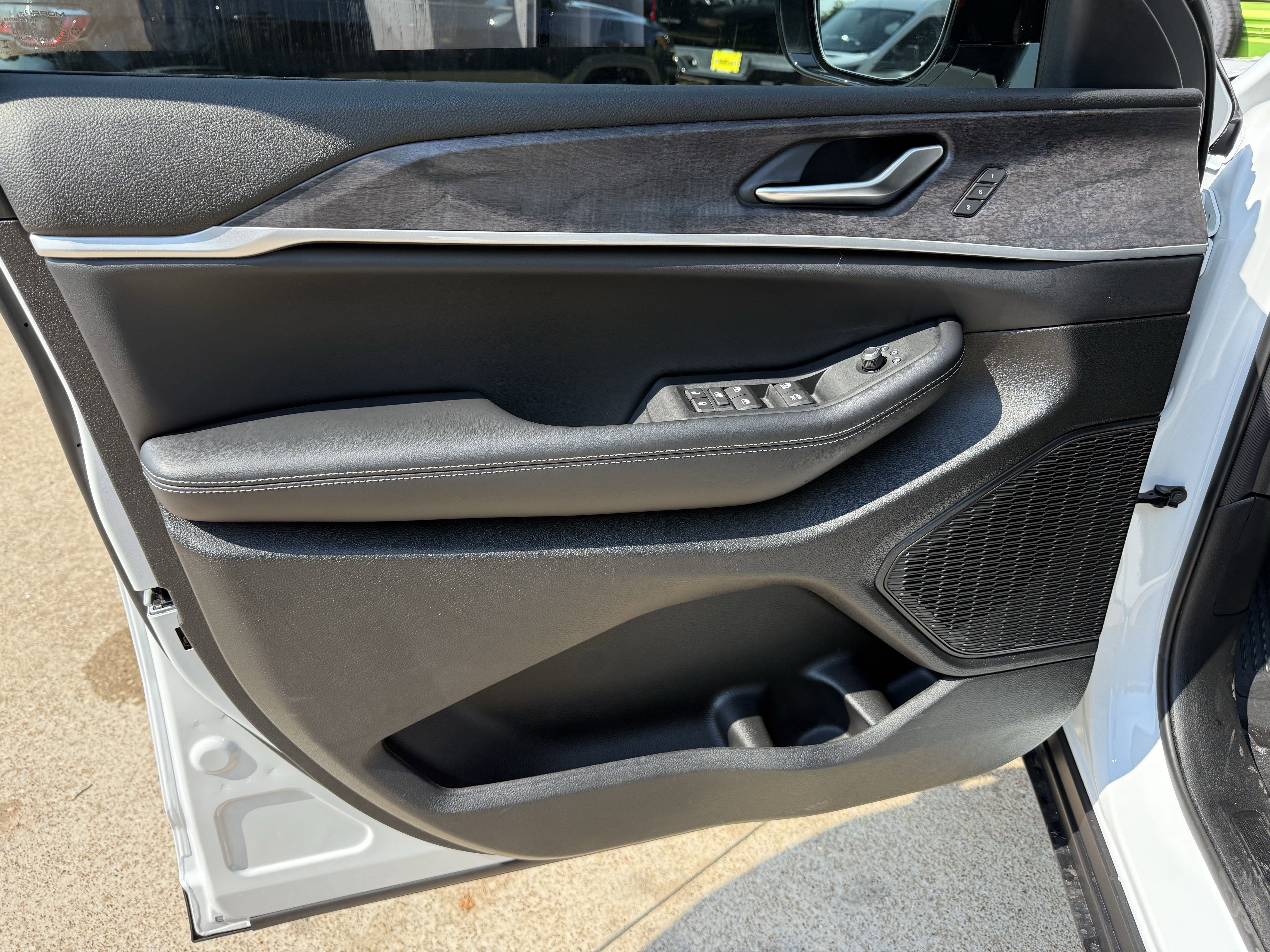 2025 Jeep Grand Cherokee L GRAND CHEROKEE L LIMITED 4X2