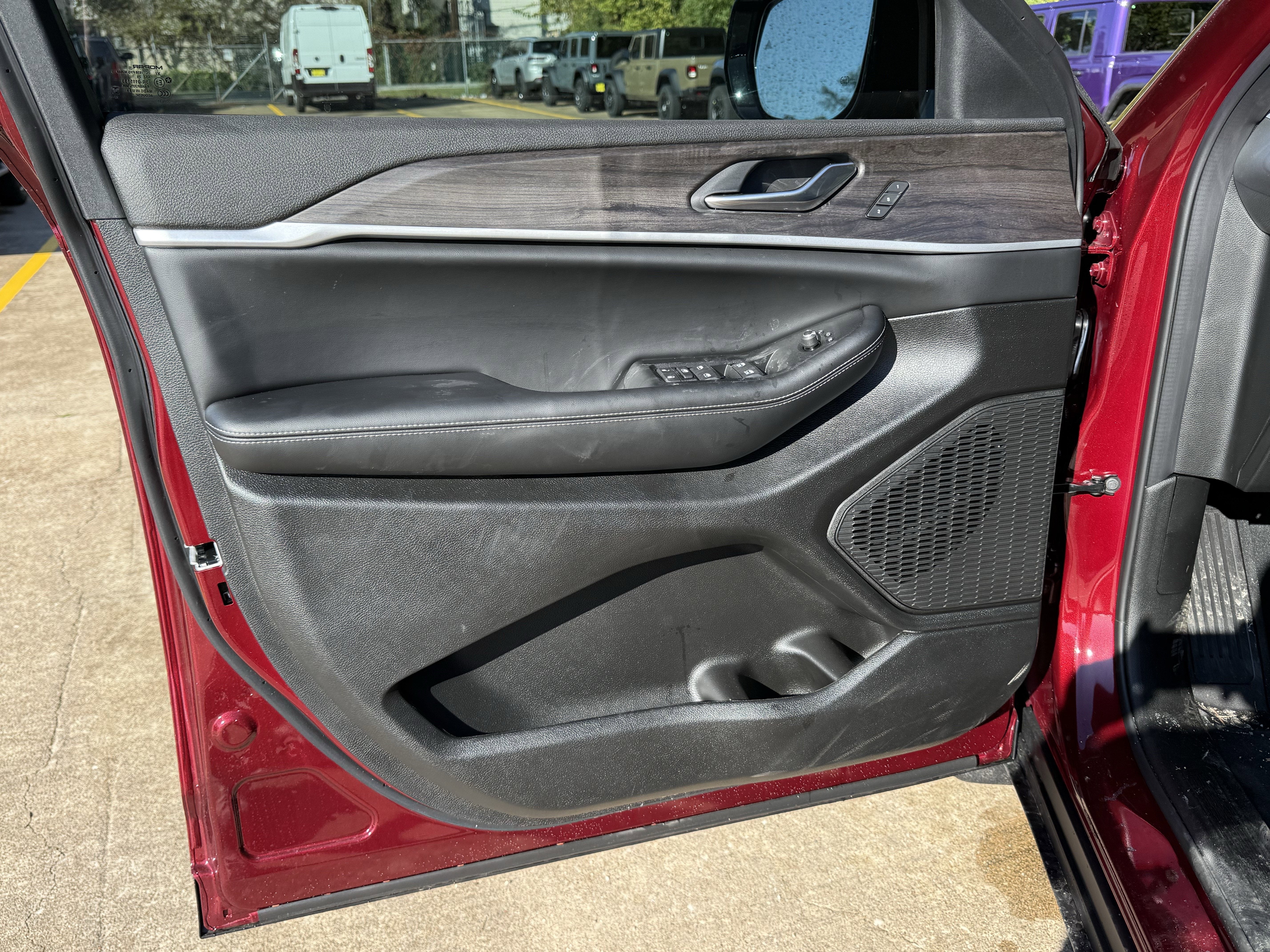 2025 Jeep Grand Cherokee L GRAND CHEROKEE L LIMITED 4X2