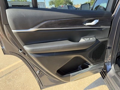 2025 Jeep Grand Cherokee L GRAND CHEROKEE L LIMITED 4X2