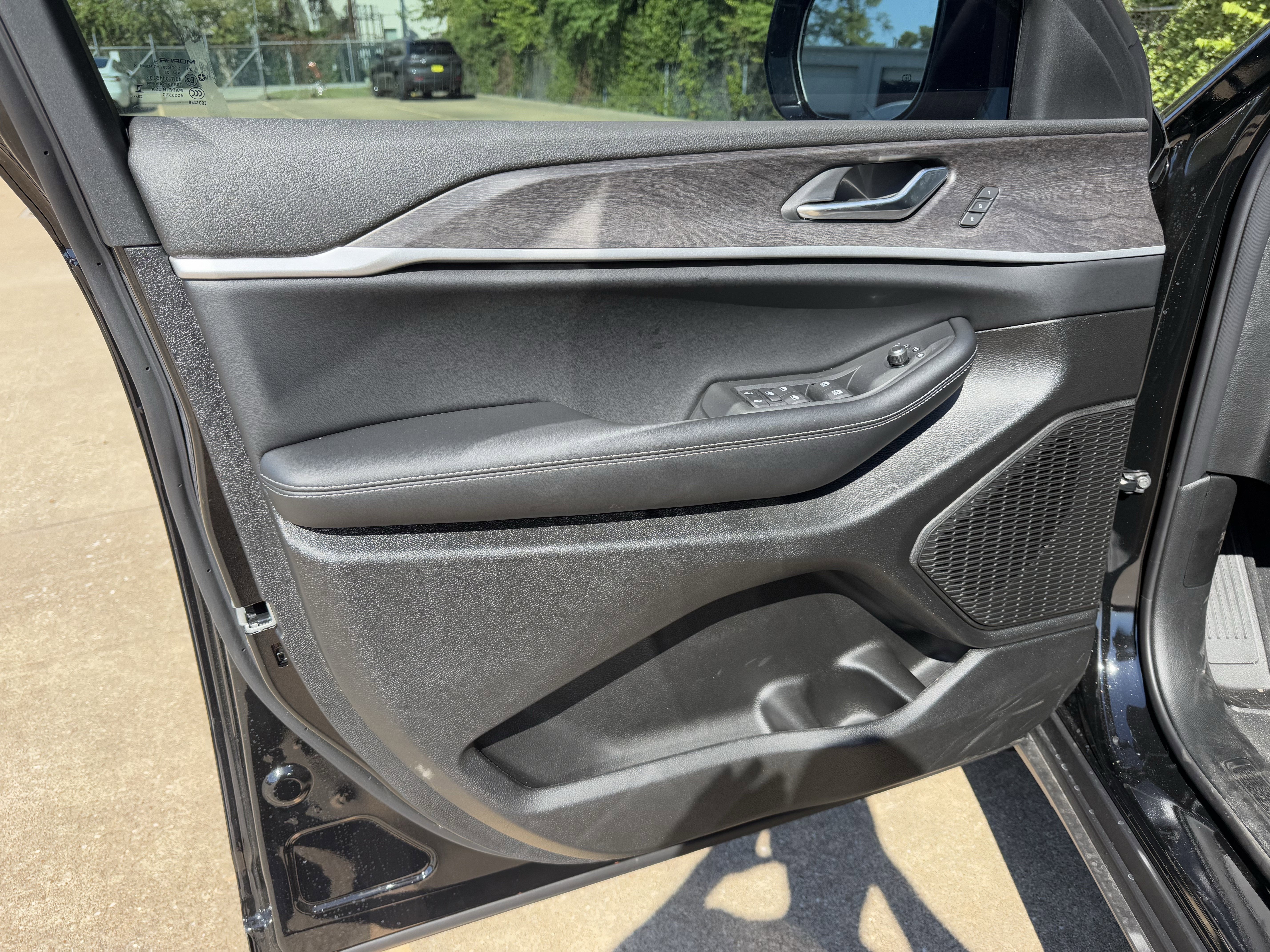 2025 Jeep Grand Cherokee L GRAND CHEROKEE L LIMITED 4X2