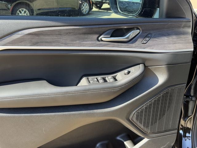 2025 Jeep Grand Cherokee L GRAND CHEROKEE L LIMITED 4X2