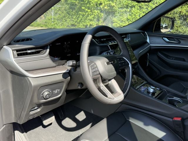 2025 Jeep Grand Cherokee L GRAND CHEROKEE L LIMITED 4X2