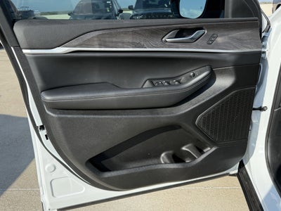 2025 Jeep Grand Cherokee L GRAND CHEROKEE L LIMITED 4X2