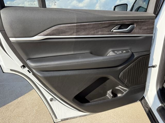 2025 Jeep Grand Cherokee L GRAND CHEROKEE L LIMITED 4X2