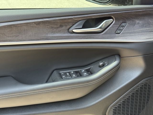 2025 Jeep Grand Cherokee L GRAND CHEROKEE L LIMITED 4X2