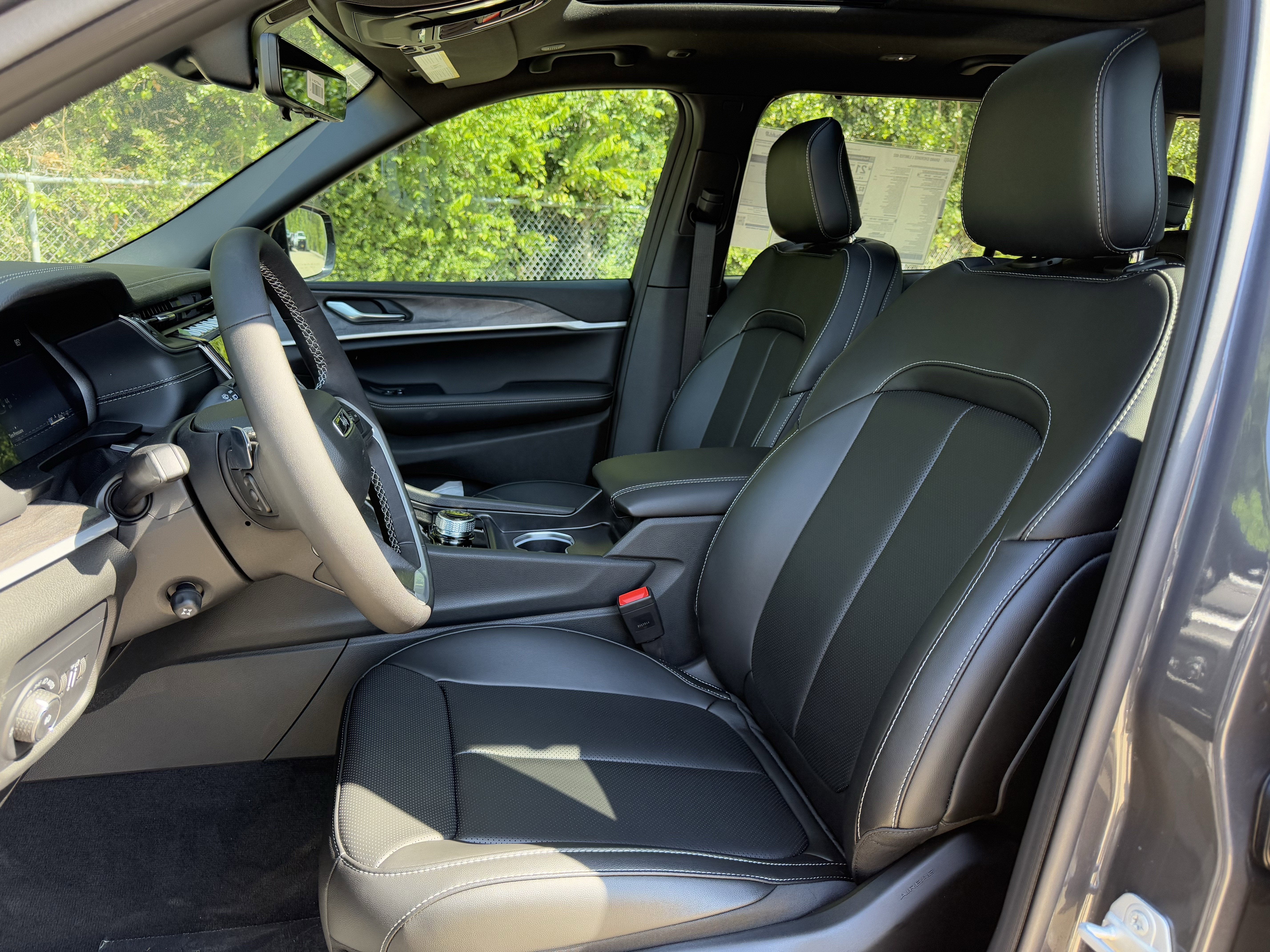 2025 Jeep Grand Cherokee L GRAND CHEROKEE L LIMITED 4X2