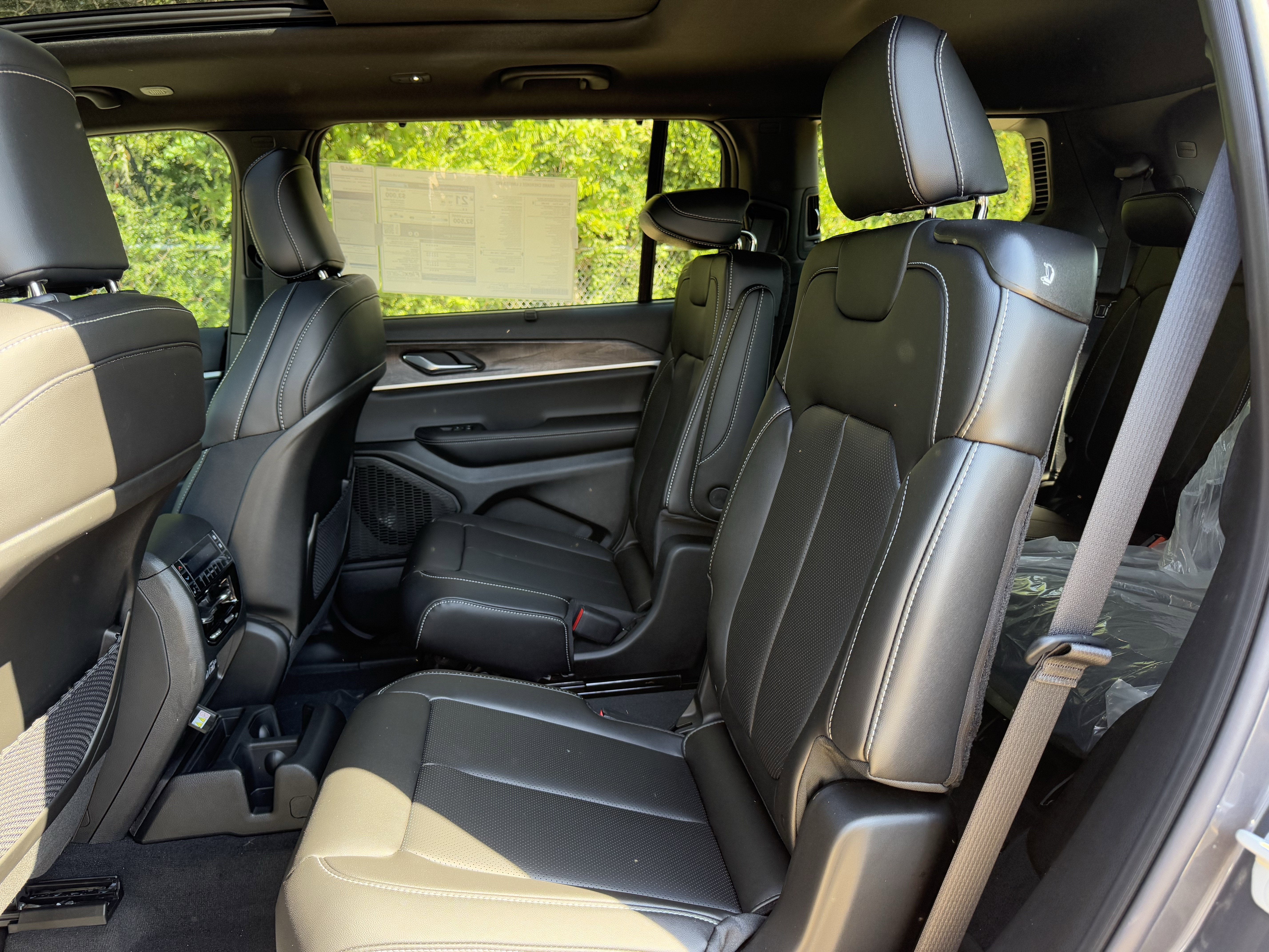 2025 Jeep Grand Cherokee L GRAND CHEROKEE L LIMITED 4X2