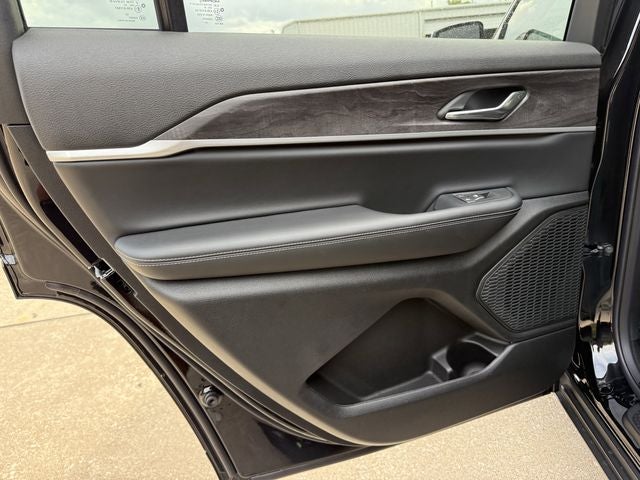 2025 Jeep Grand Cherokee L GRAND CHEROKEE L LIMITED 4X2