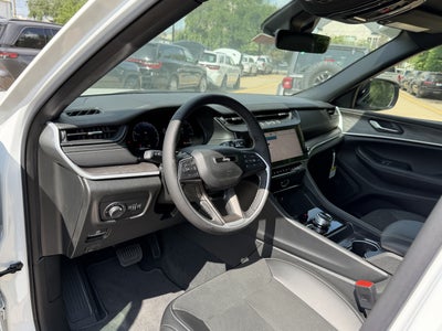 2026 Jeep Grand Cherokee LARE