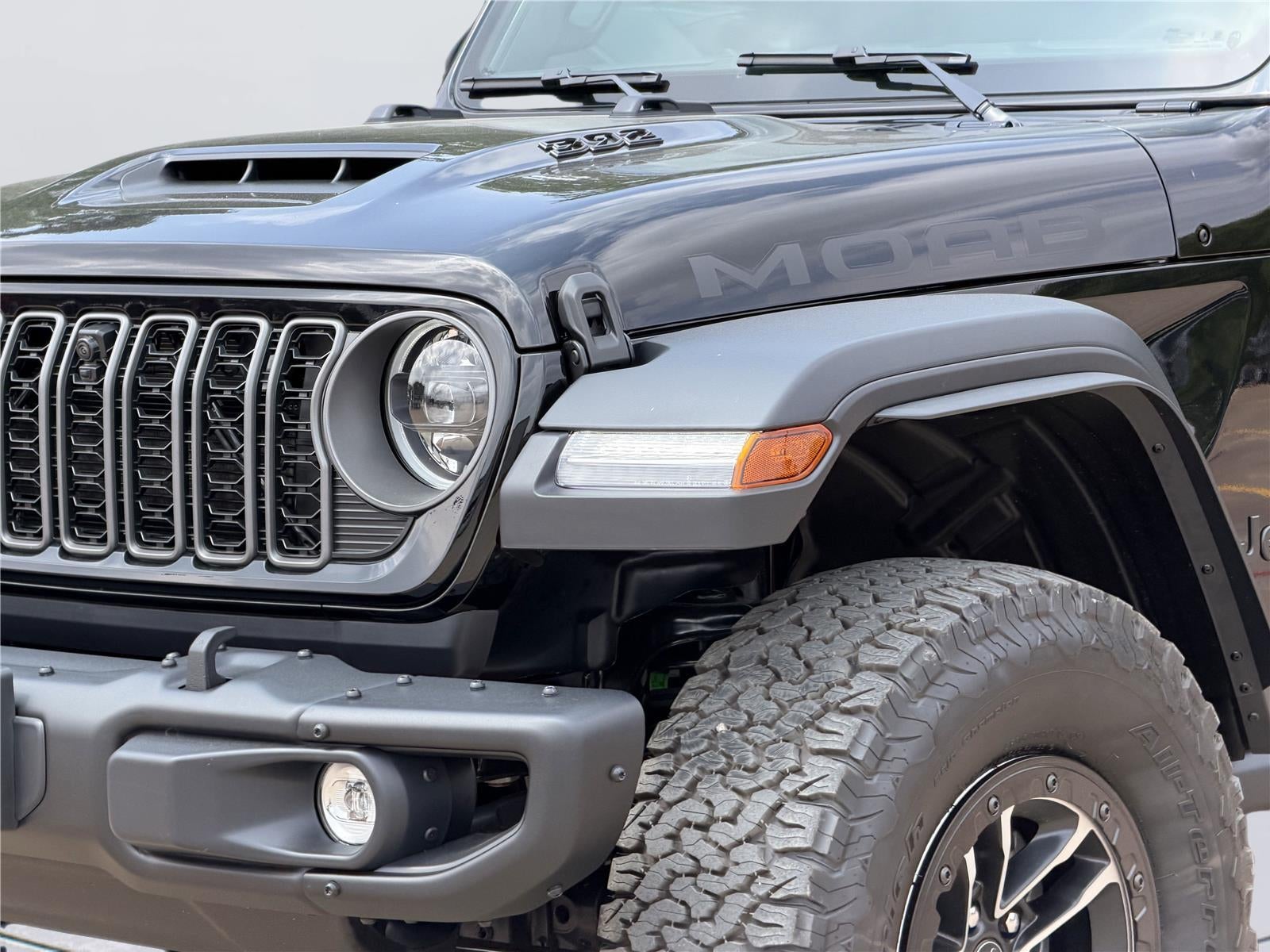 2026 Jeep Wrangler WRANGLER 4-DOOR MOAB 392