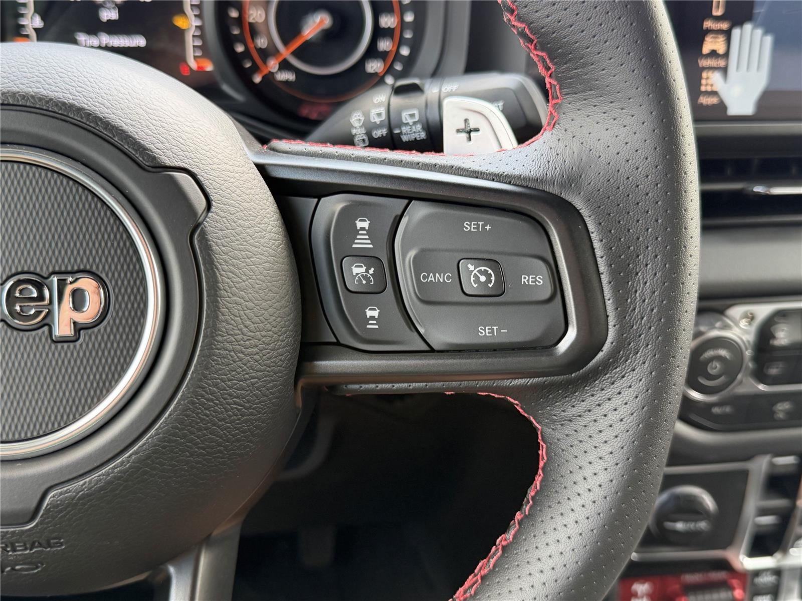 2026 Jeep Wrangler WRANGLER 4-DOOR MOAB 392
