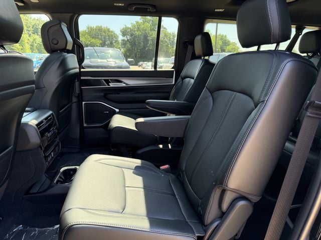 2026 Jeep Grand Wagoneer GRAND WAGONEER L 4X2