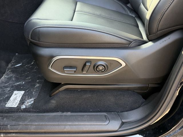 2025 Jeep Wagoneer WAGONEER L LIMITED 4X4