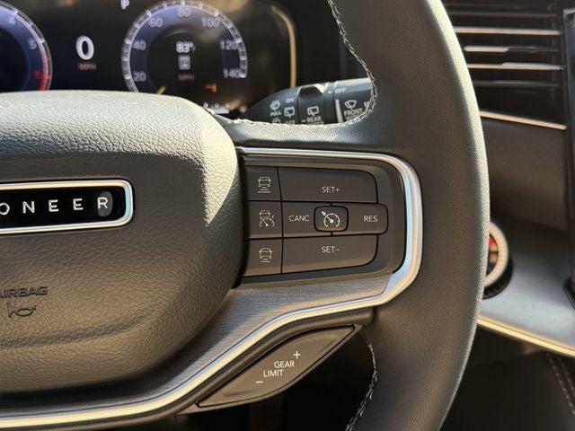 2025 Jeep Wagoneer WAGONEER L LIMITED 4X4