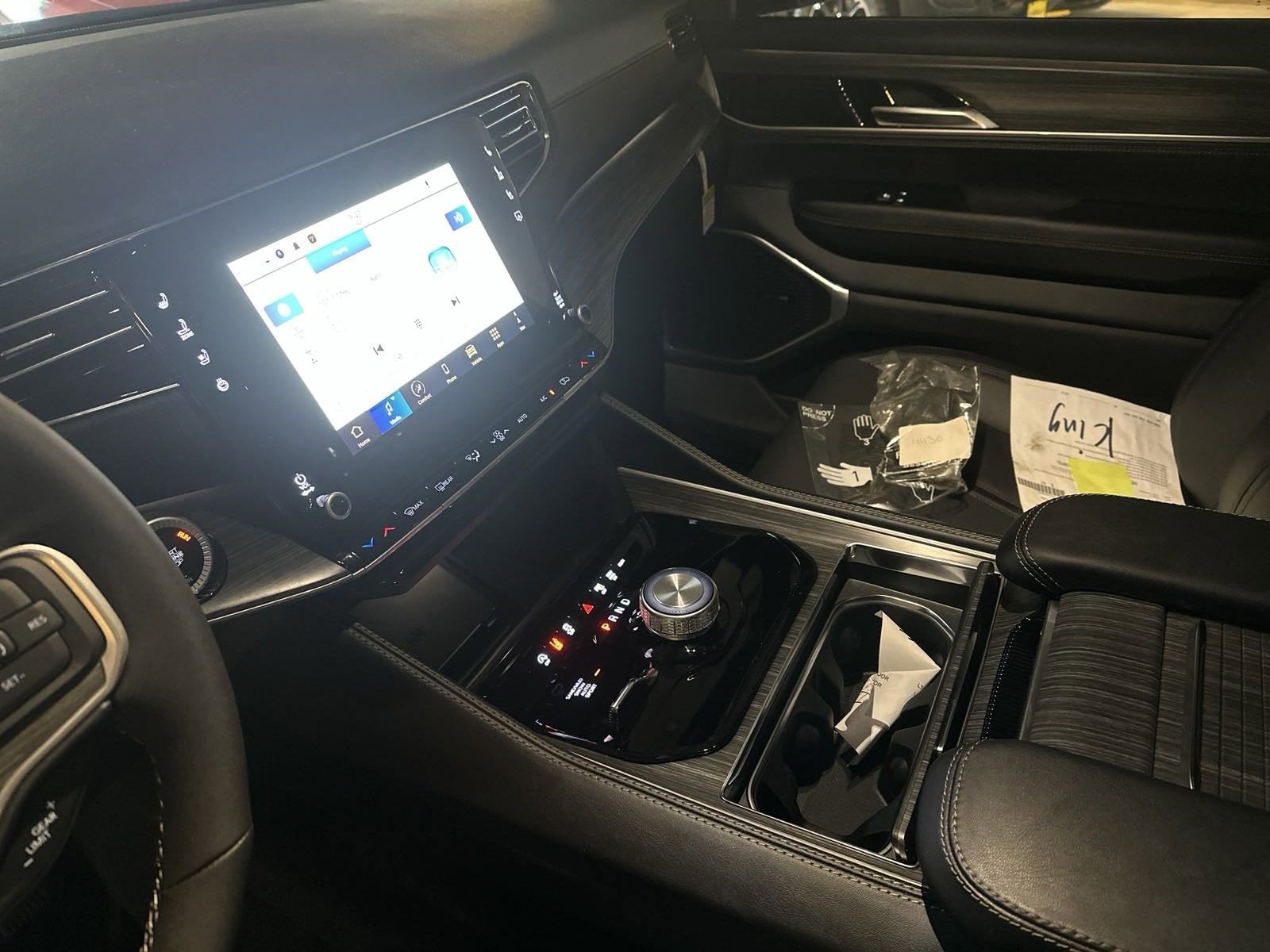 2024 Jeep Wagoneer WAGONEER L SERIES II 4X4