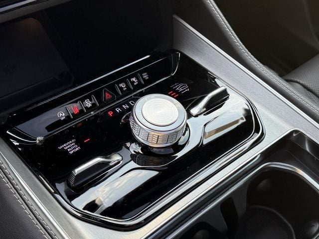 2025 Jeep Wagoneer WAGONEER L LIMITED 4X4