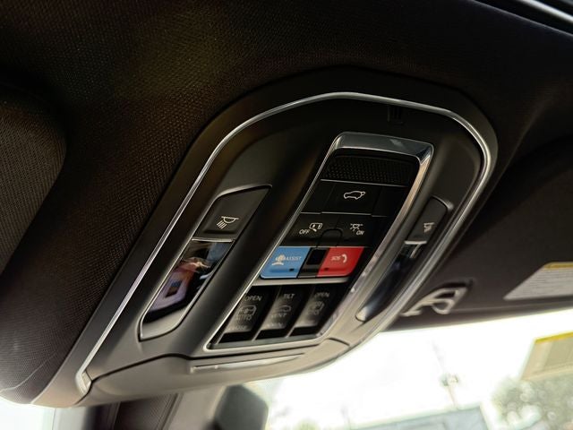 2025 Jeep Wagoneer WAGONEER L LIMITED 4X4