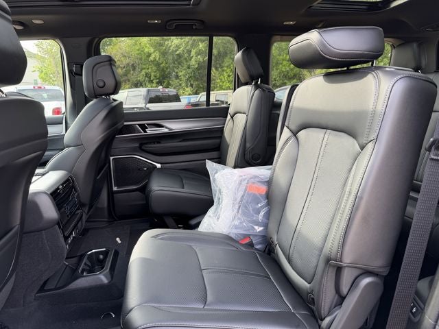 2026 Jeep Grand Wagoneer GRAND WAGONEER UPLAND 4X4