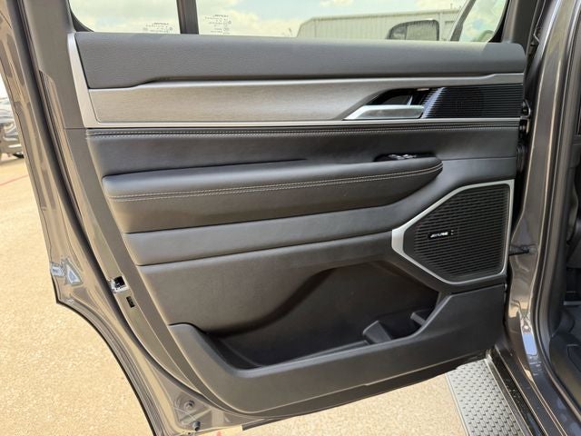 2026 Jeep Grand Wagoneer GRAND WAGONEER UPLAND 4X4