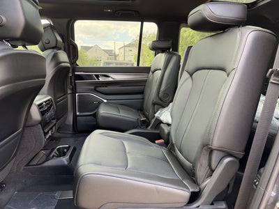 2026 Jeep Grand Wagoneer GRAND WAGONEER UPLAND 4X4