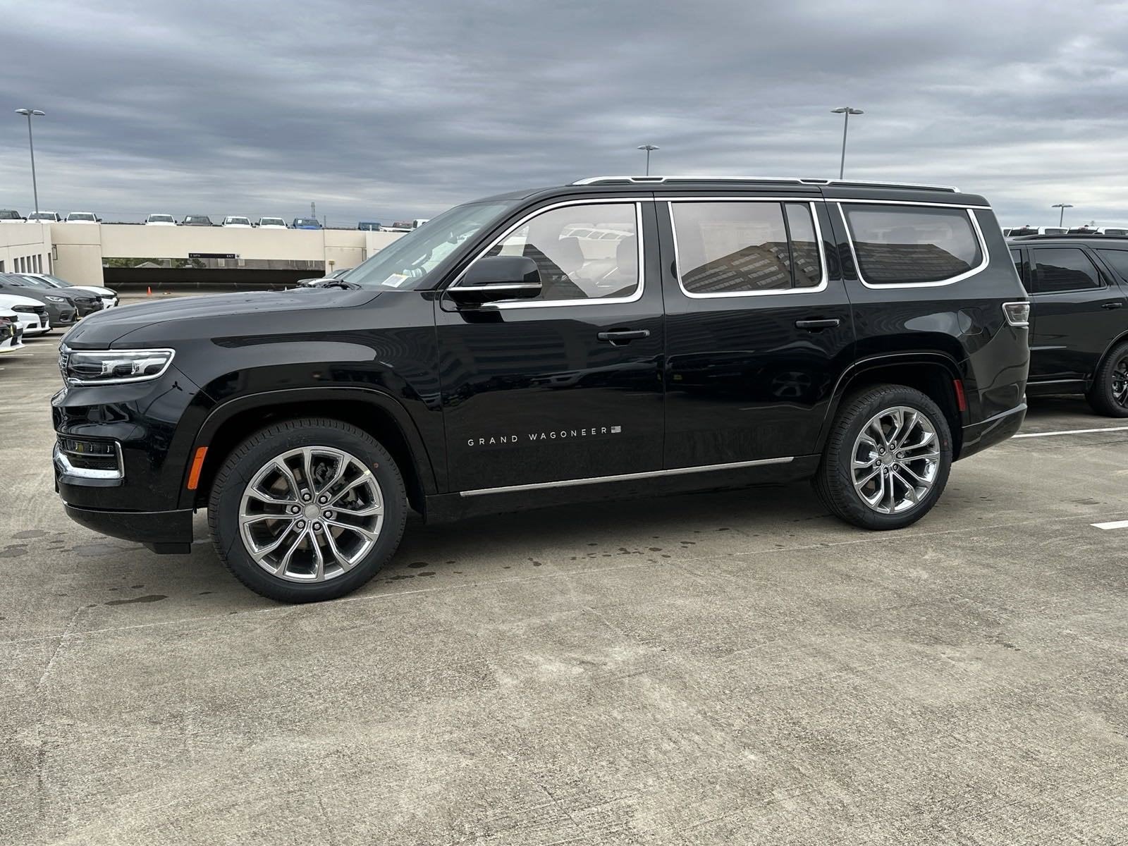 2023 Jeep Grand Wagoneer Series II