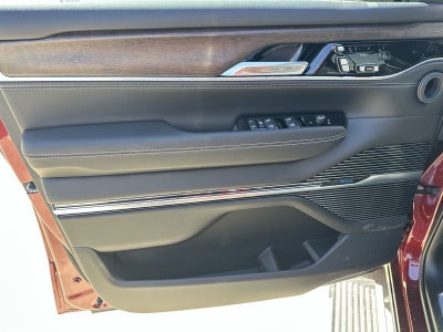 2023 Jeep Grand Wagoneer Series II