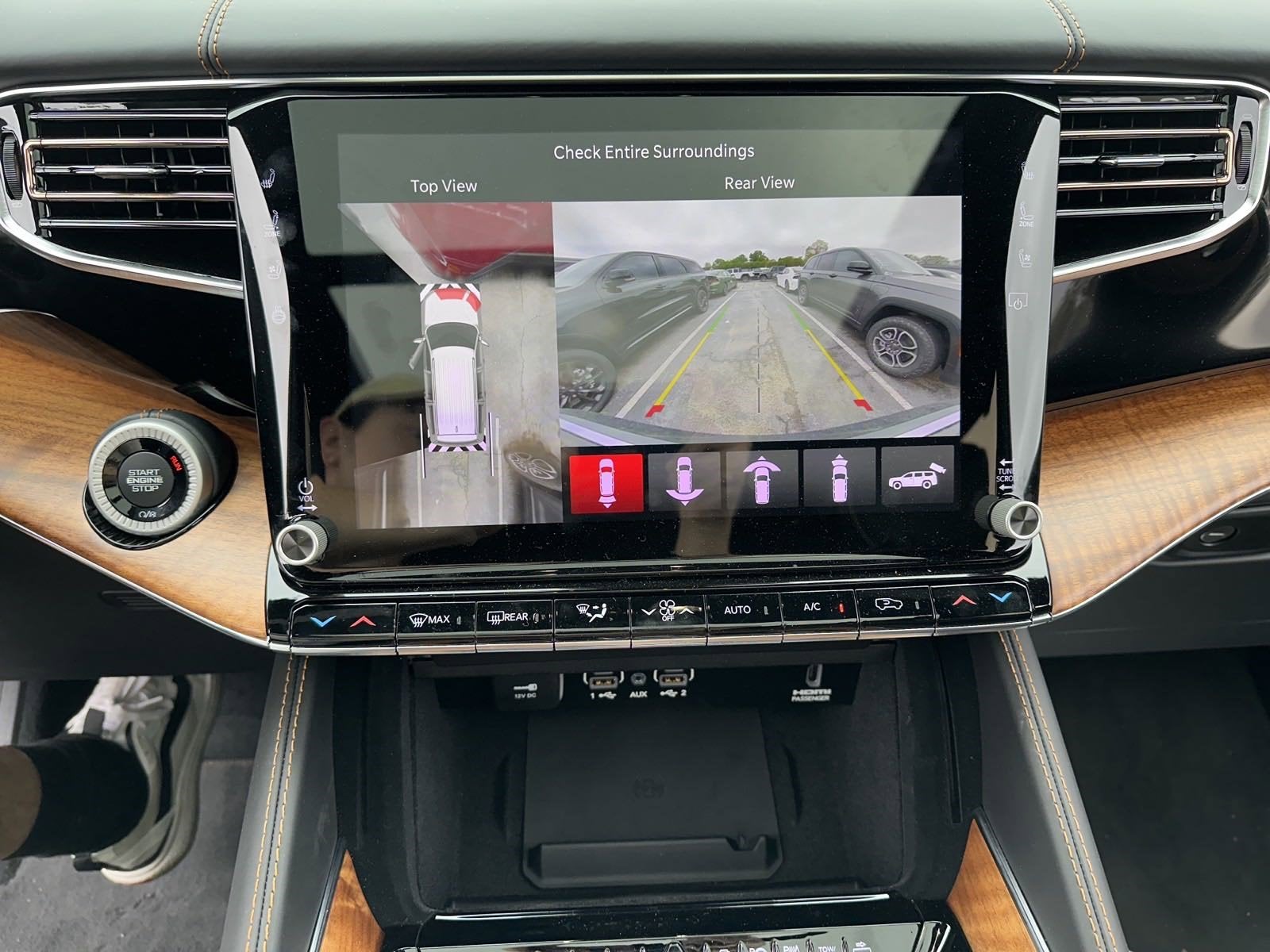 2023 Jeep Grand Wagoneer Series III Obsidian