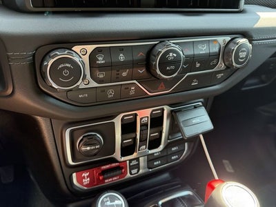 2025 Jeep Gladiator GLADIATOR RUBICON 4X4