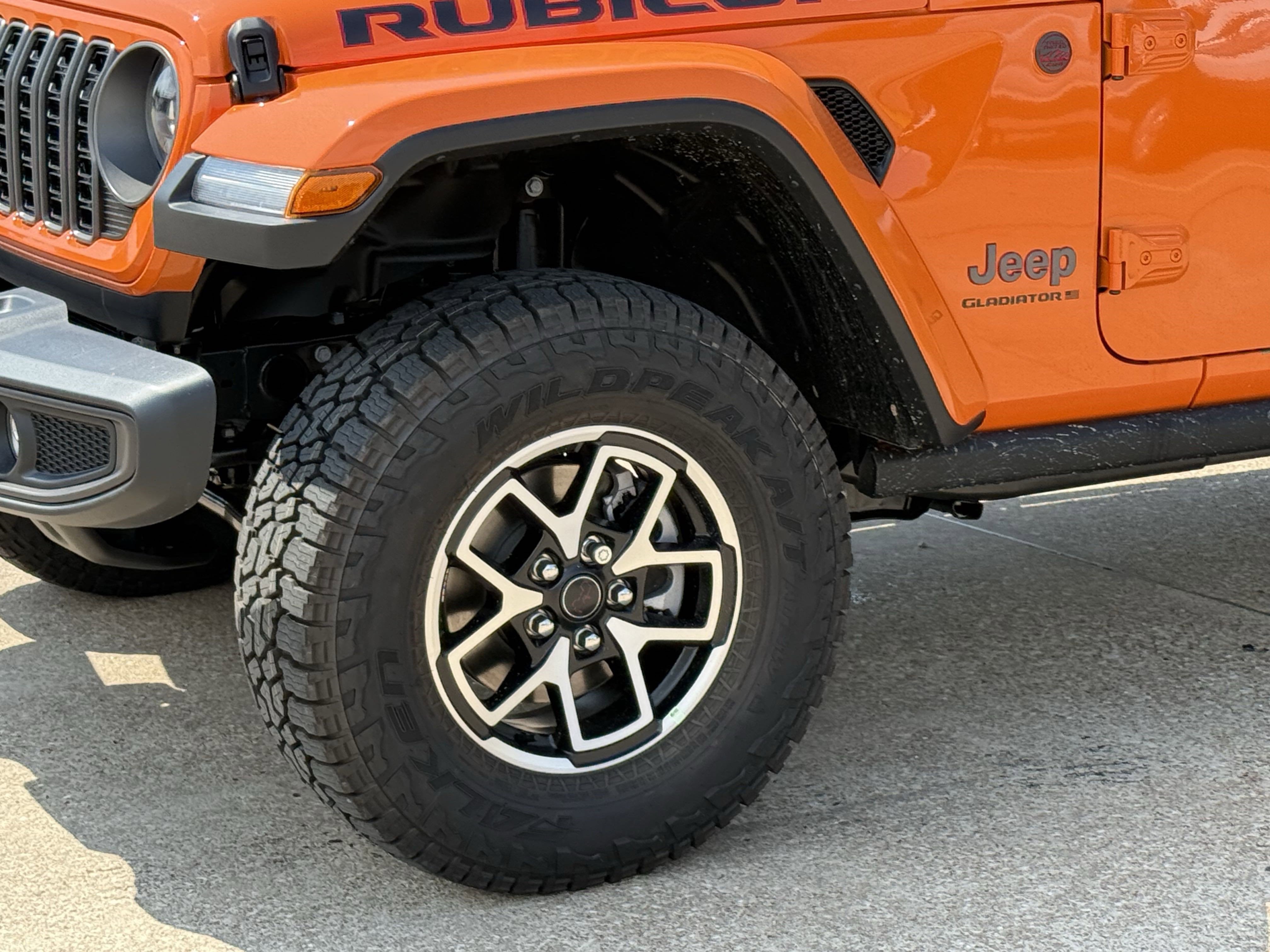 2025 Jeep Gladiator GLADIATOR RUBICON 4X4