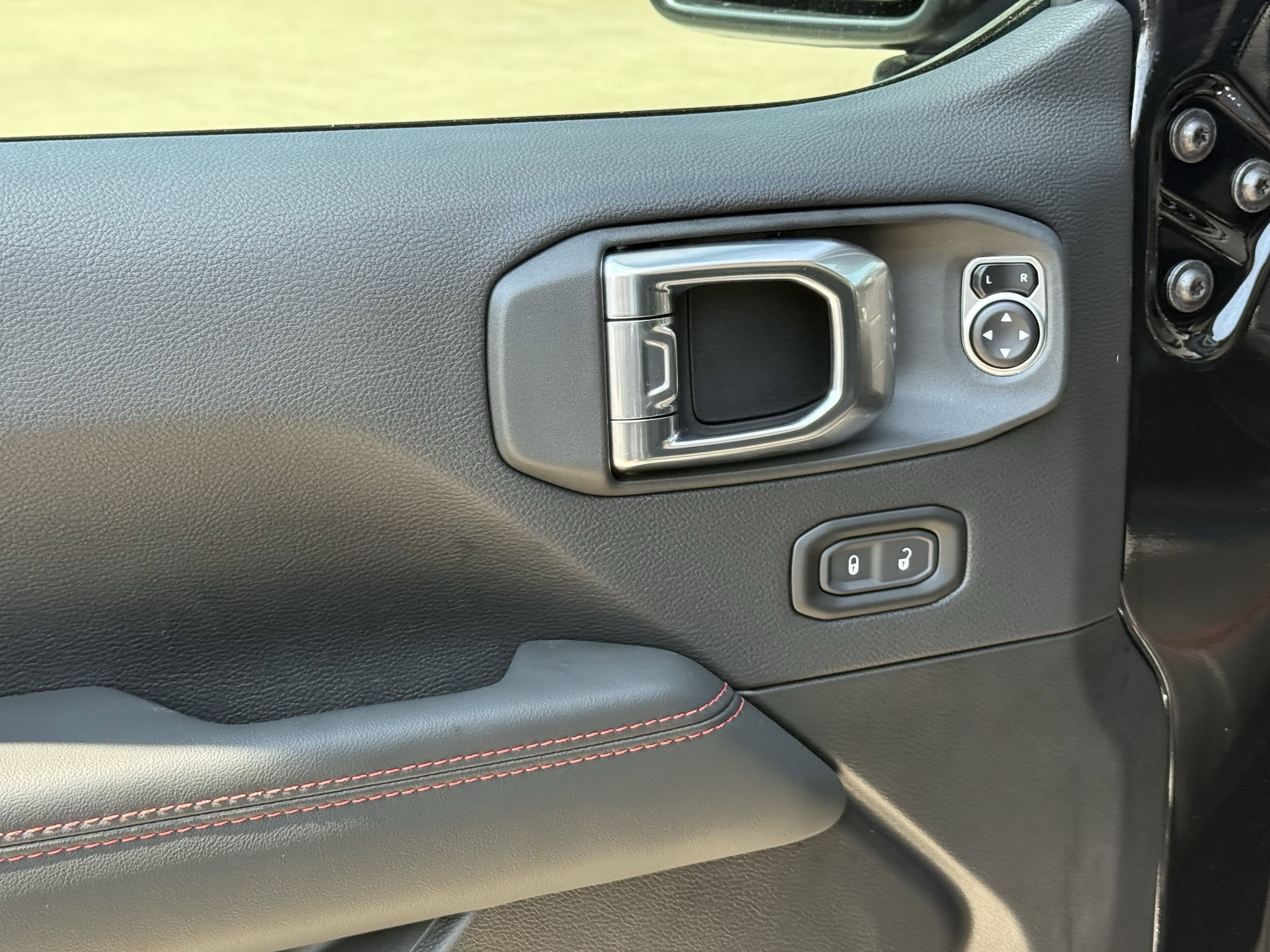 2025 Jeep Gladiator GLADIATOR RUBICON 4X4