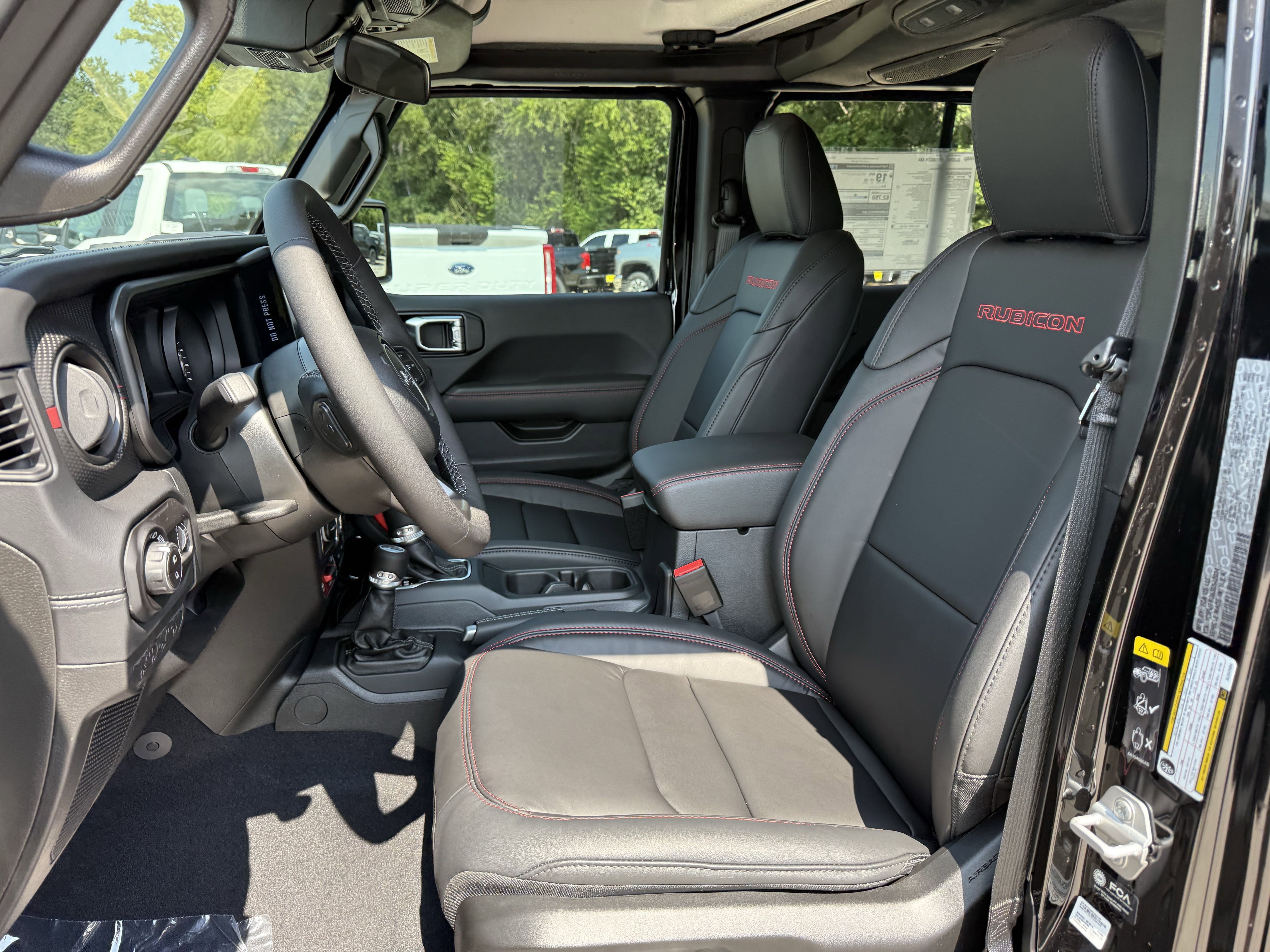 2025 Jeep Gladiator GLADIATOR RUBICON 4X4