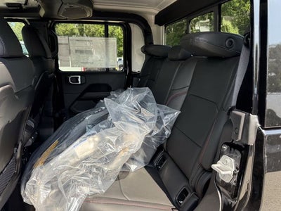2025 Jeep Gladiator GLADIATOR RUBICON 4X4