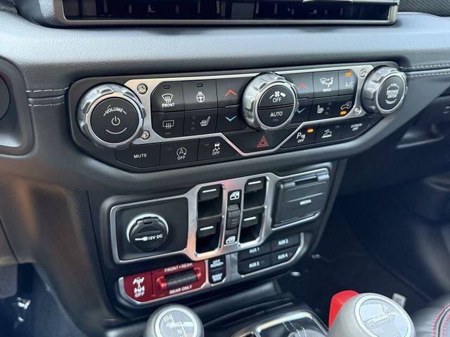 2025 Jeep Gladiator GLADIATOR RUBICON 4X4