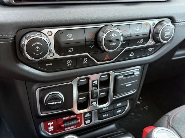 2025 Jeep Gladiator GLADIATOR RUBICON 4X4