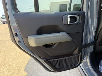 2026 Jeep Gladiator GLADIATOR MOJAVE 4X4