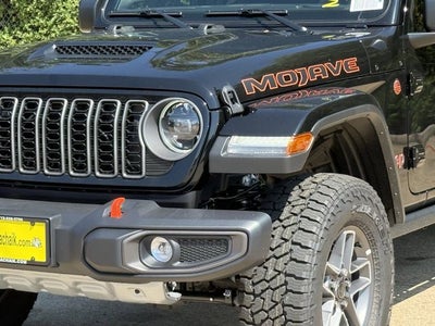 2025 Jeep Gladiator GLADIATOR MOJAVE 4X4