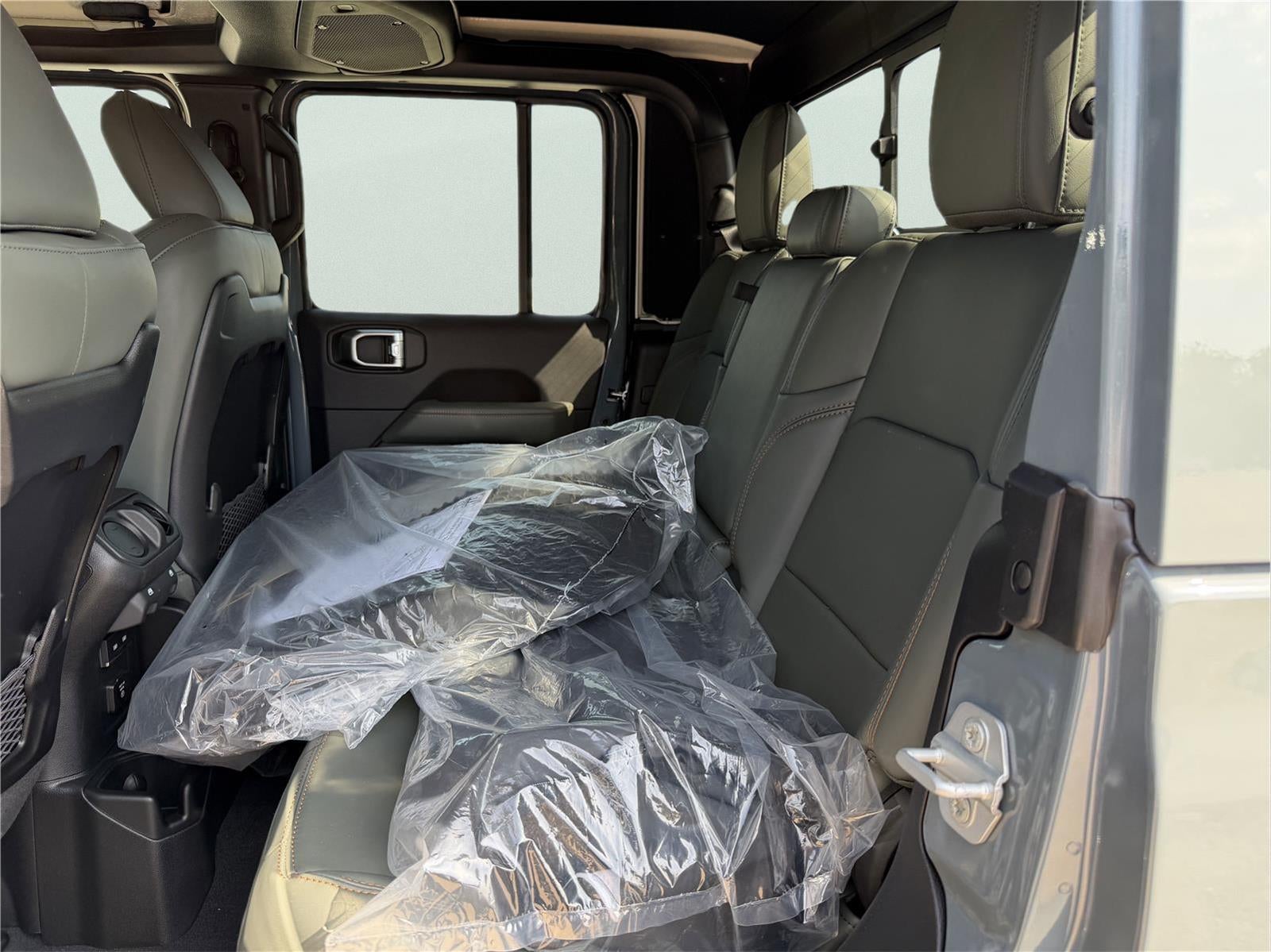 2026 Jeep Gladiator GLADIATOR MOJAVE X 4X4