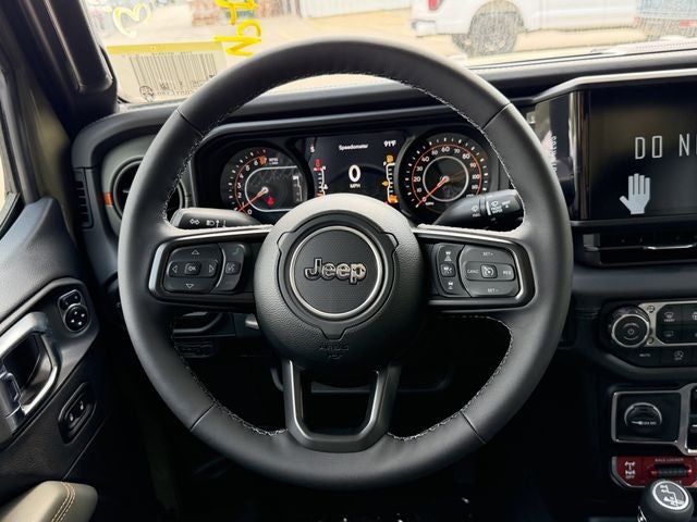 2026 Jeep Gladiator GLADIATOR MOJAVE 4X4