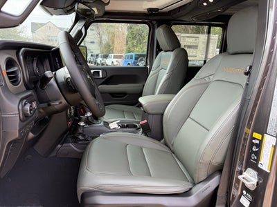 2026 Jeep Gladiator GLADIATOR MOJAVE 4X4