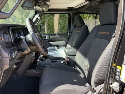 2025 Jeep Gladiator GLADIATOR MOJAVE 4X4