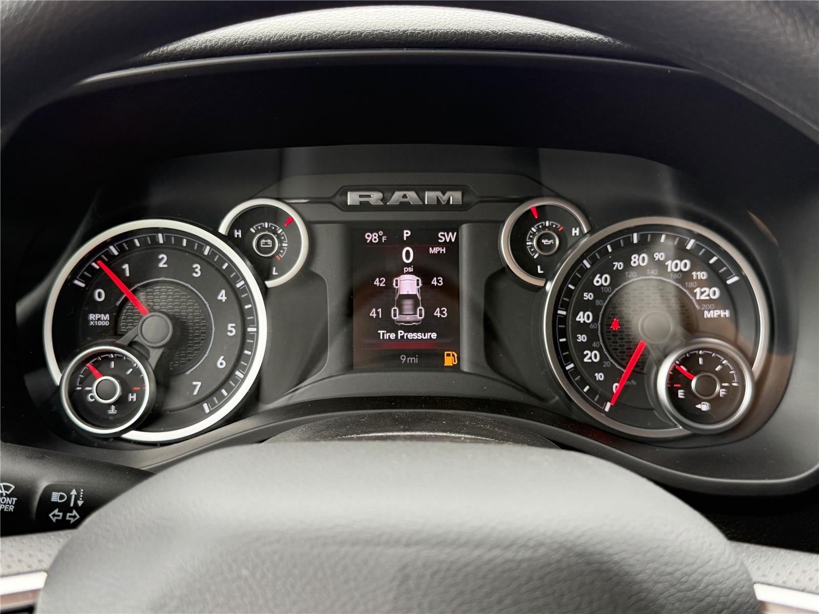 2026 RAM 1500 EXPRESS