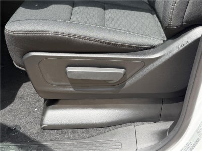 2026 RAM 1500 EXPRESS CREW CAB 4X4 5'7' BOX